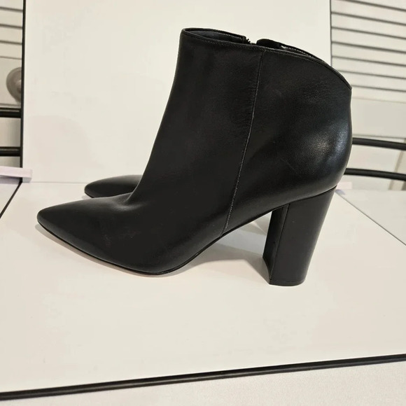 Marc Fisher Black Pointed-Toe Ankle Boots – Sleek and Modern - Picture 2 of 12